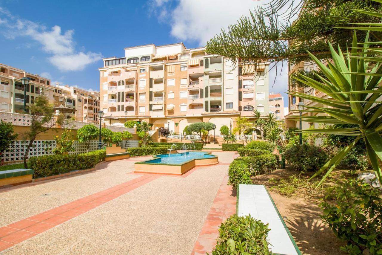 Apartment To Rent In Costa Blanca تورّيفيِخا المظهر الخارجي الصورة